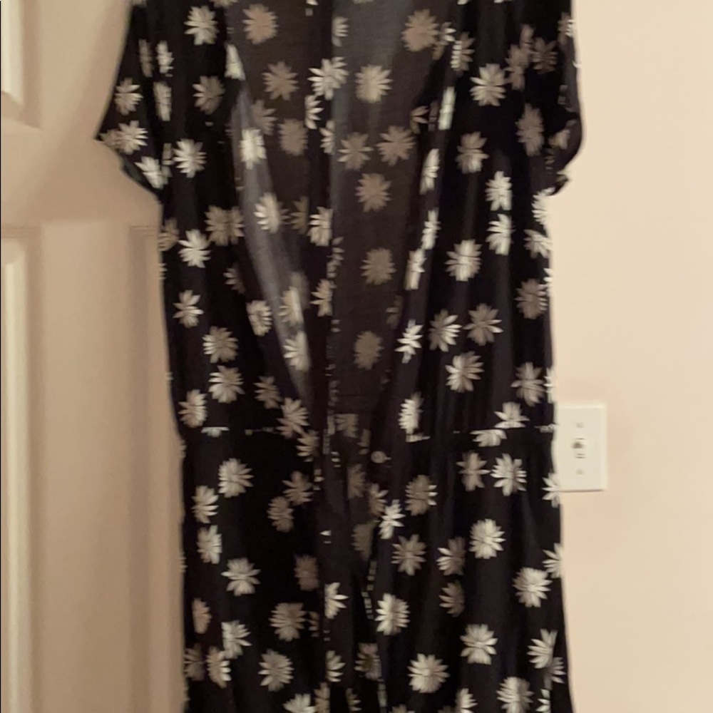 J Jill Short Sleeve Black and White Dress